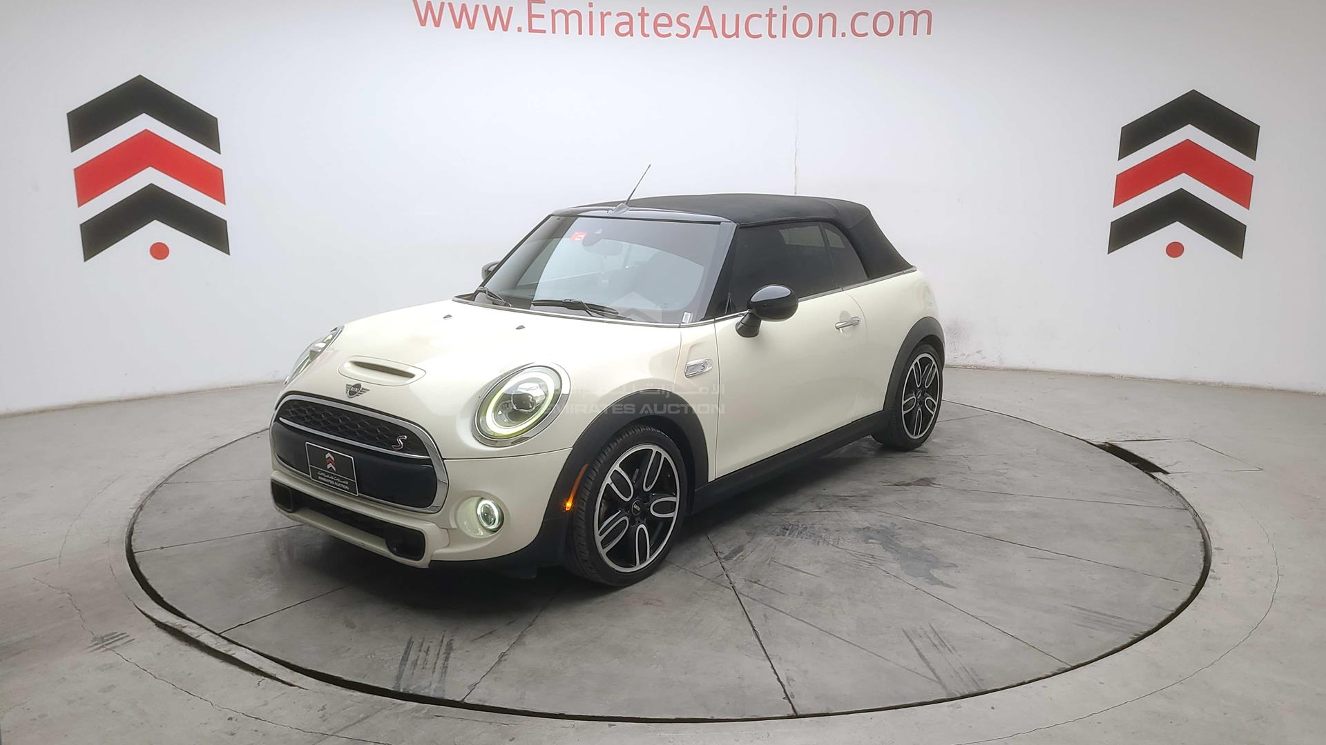 2020 MINI COOPER VIN: WMWWJ5C04L3L32670