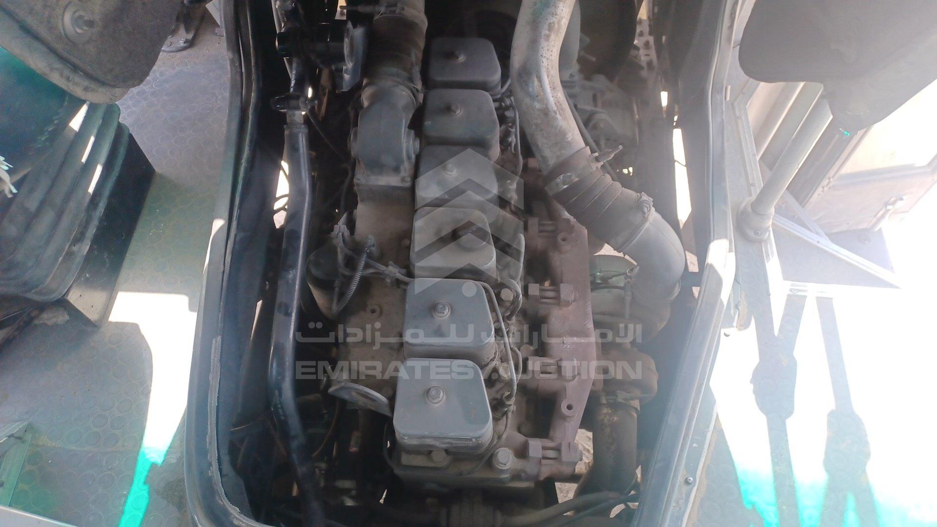 2016 TATA LPO1618 VIN: MAT449252G0L01936