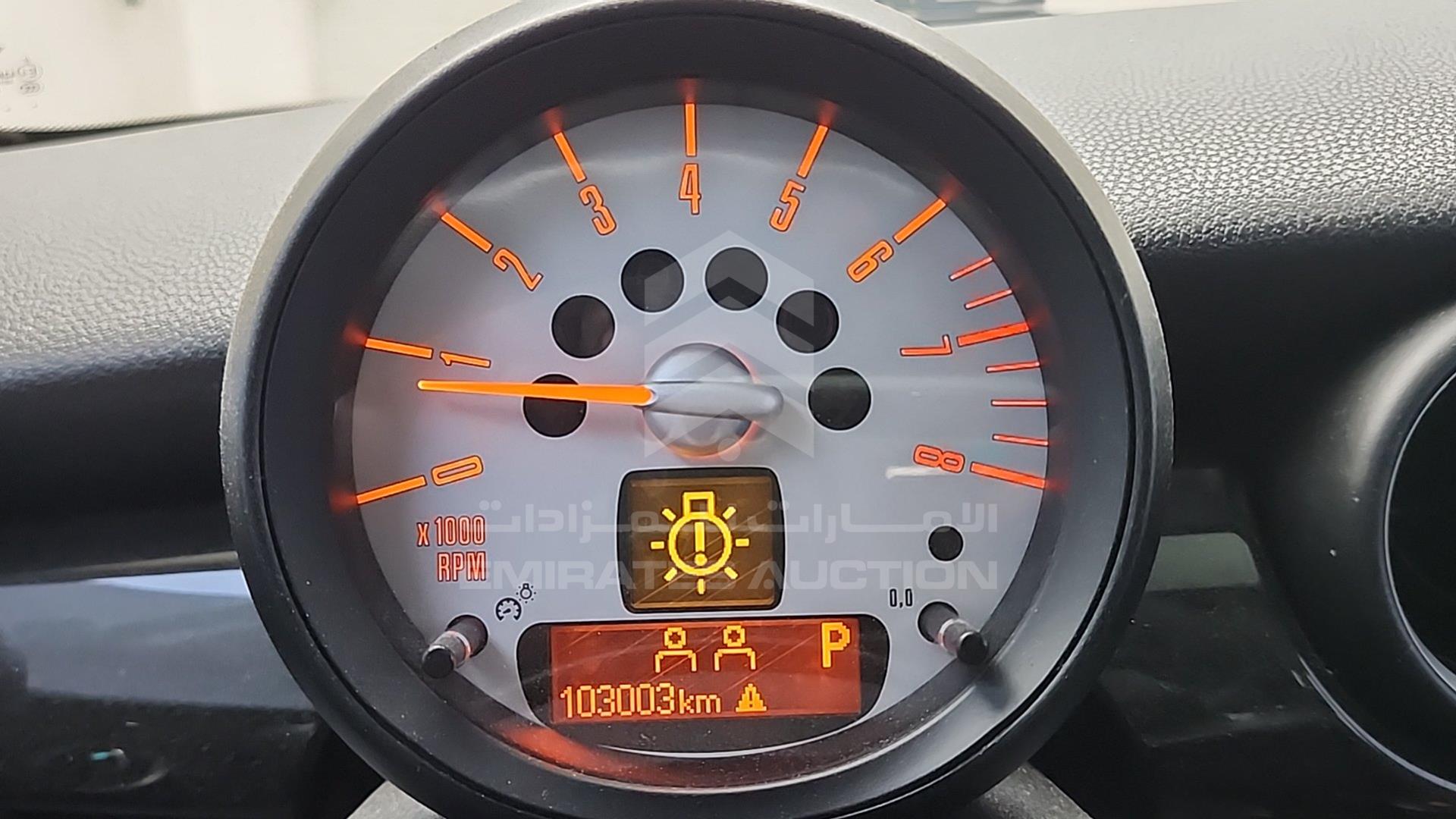 2014 MINI COOPER S VIN: WMWSV31060T648710