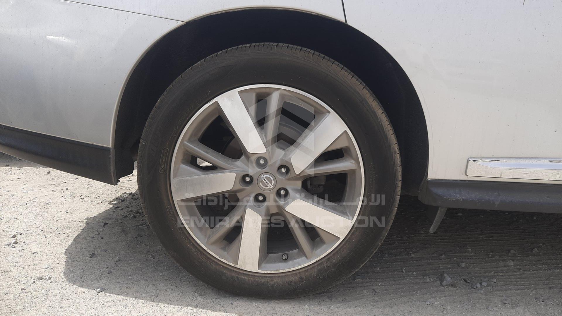 2014 NISSAN PATHFINDER VIN: 5N1AR2M72EC621528