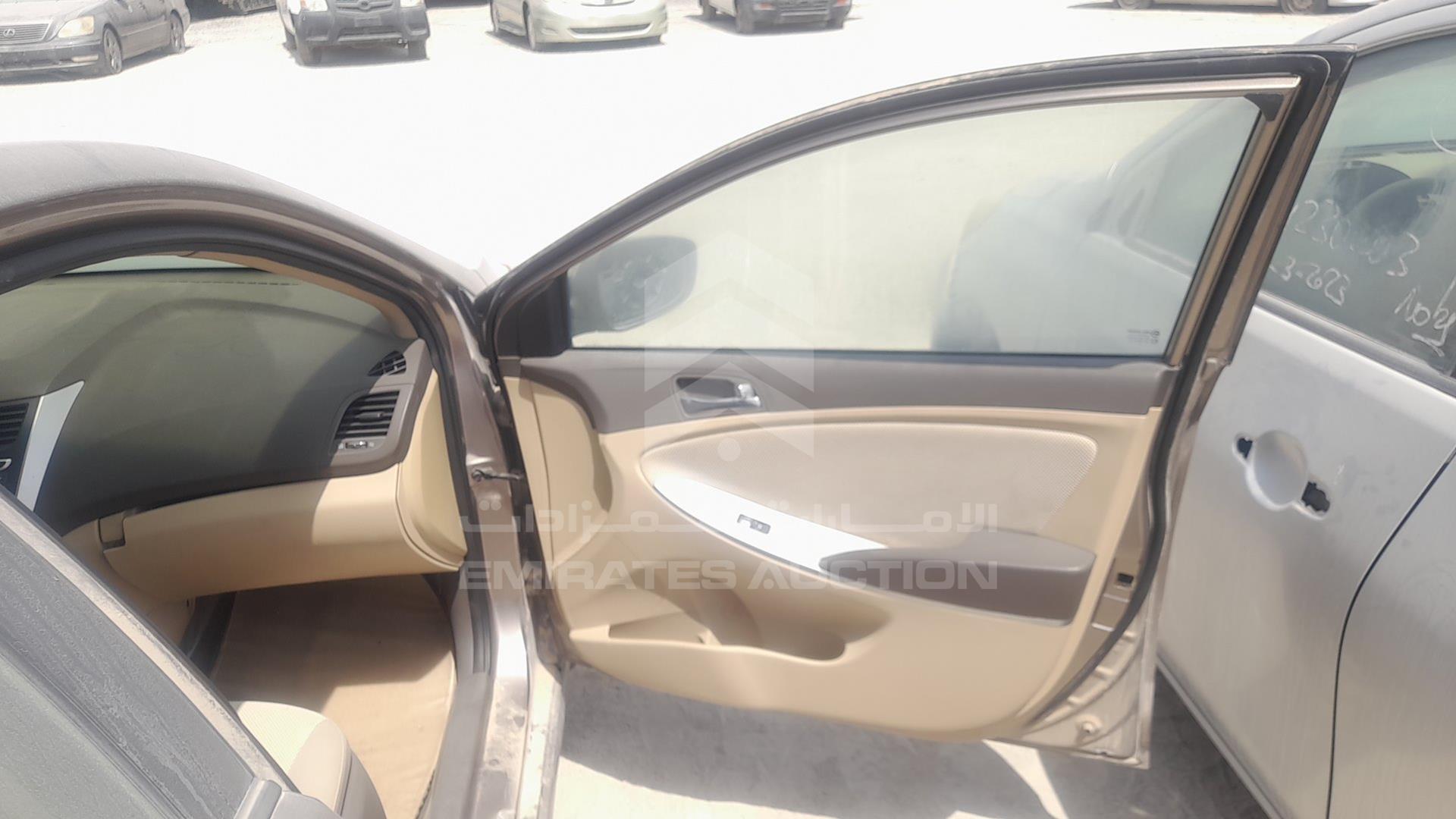 2015 HYUNDAI ACCENT VIN: KMHCT41B9FU679257