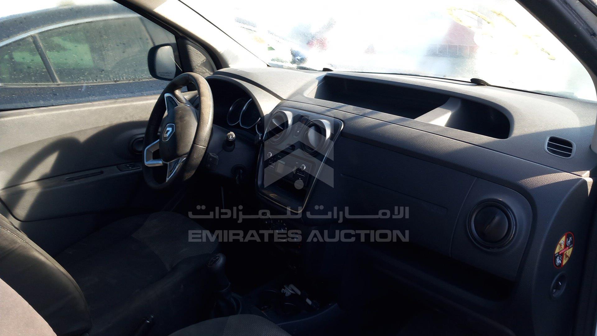 2019 RENAULT DOKKER VIN: VF18SRB40KG449625