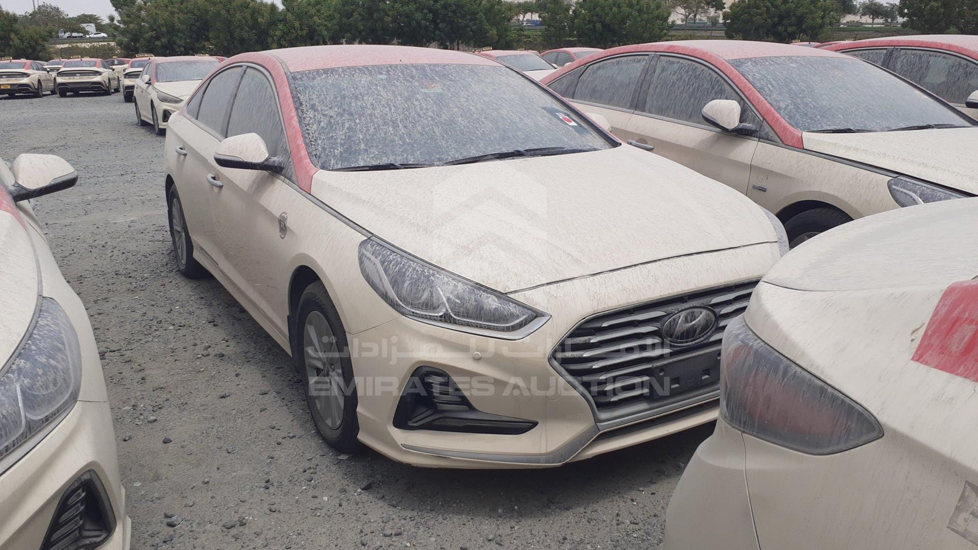 2019 HYUNDAI SONATA VIN: KMHE24130KA092672