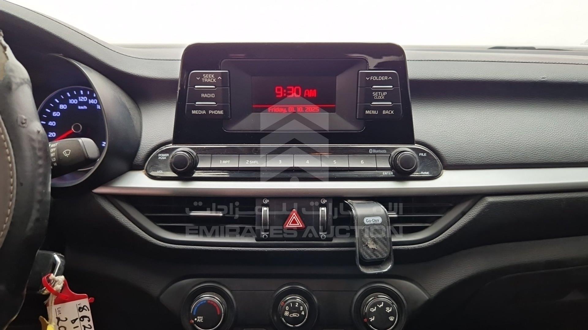 2020 KIA CERATO VIN: KNAF24168L5862692