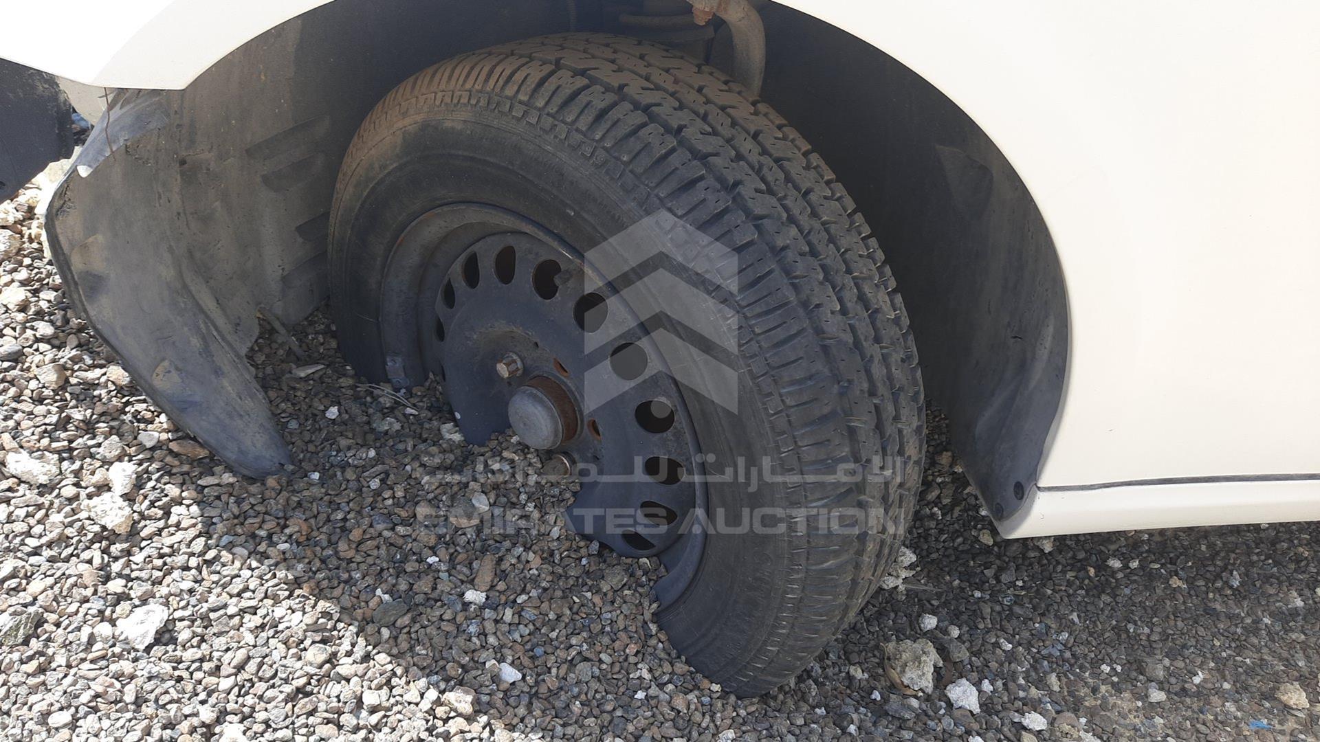 0 MERCEDES --- VIN: WDDDJ75X06A028077