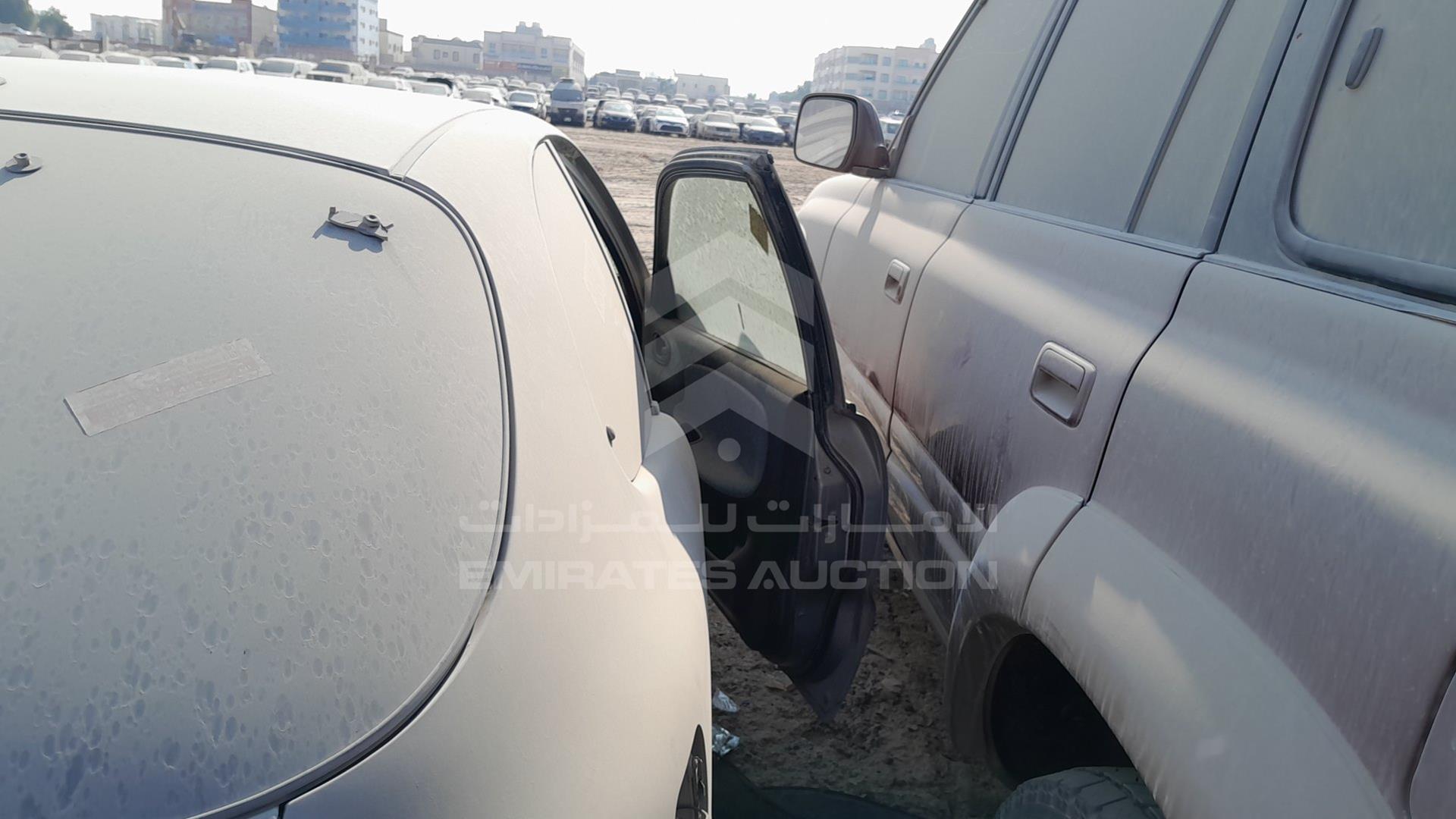 2000 DAEWOO LANOS VIN: KLATB2260YB507671