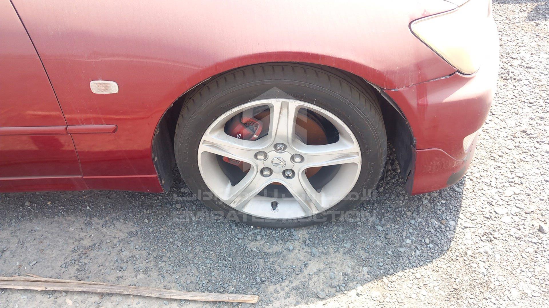 2001 LEXUS IS300 VIN: JTHBD182810031599