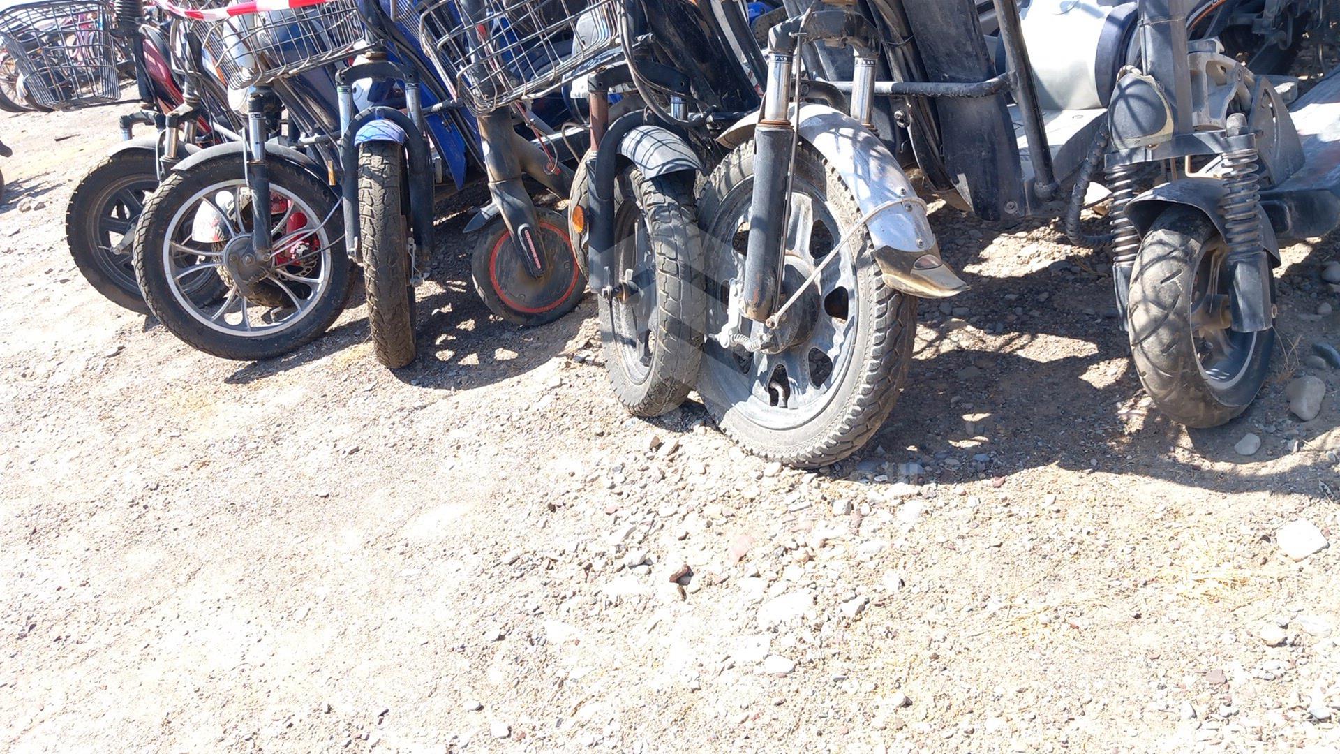 0 UNDEFINED 20 ELECTRIC SCOOTER VIN: T48V350W231008930