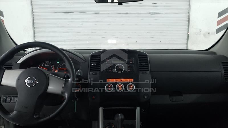 VSKLR11A3EA543133 Auction: EmiratesAuction Lot: 405690 VSKLR11A3EA543133 Nissan Pathfinder 2014 WHITE Photo 15