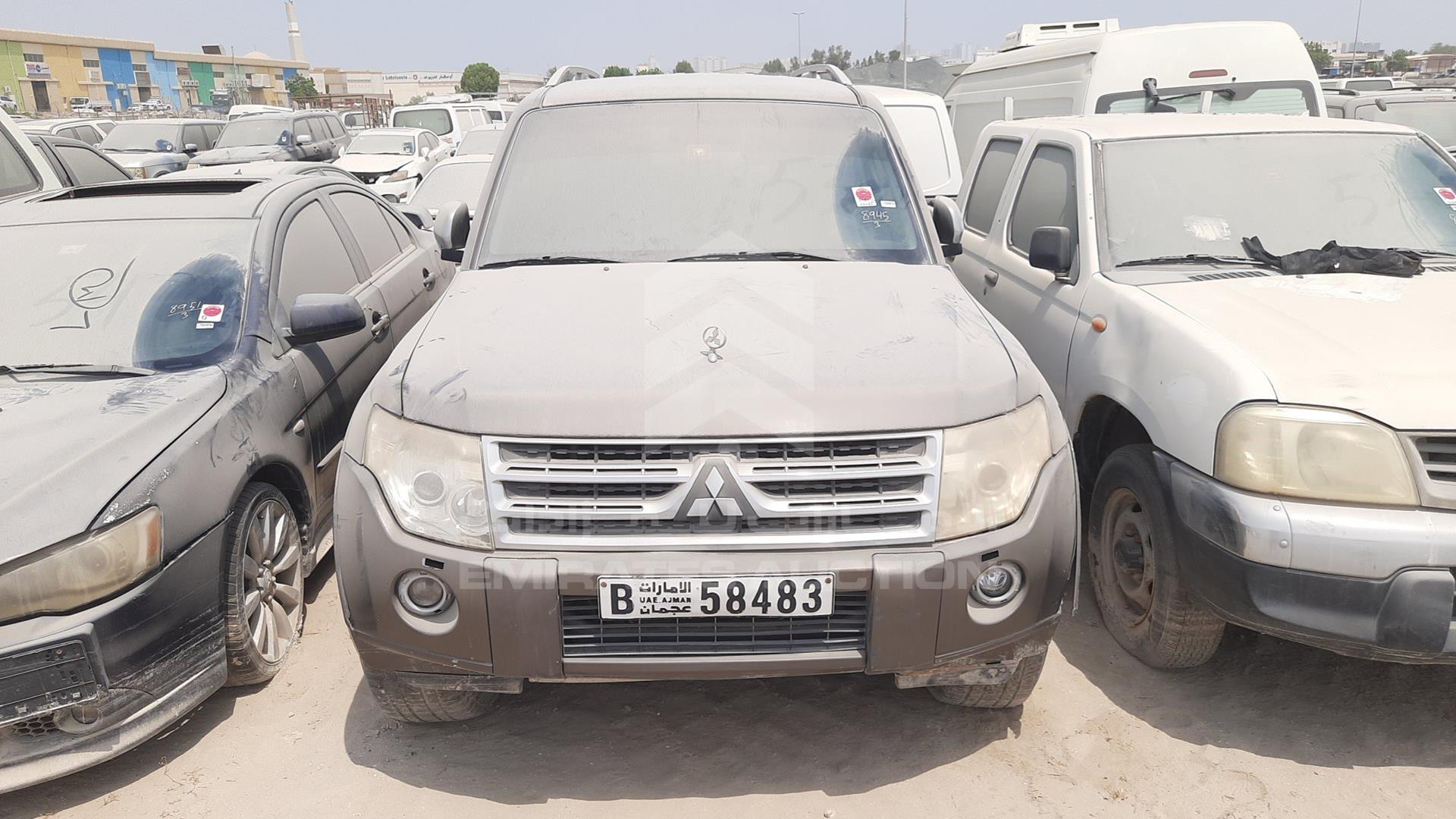 2010 MITSUBISHI PAJERO VIN: JMYLRV95WAJ703844