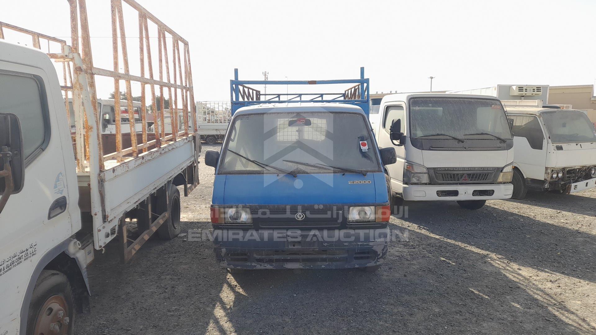 1998 MAZDA E2000 VIN: JM3SD35E2W0102824