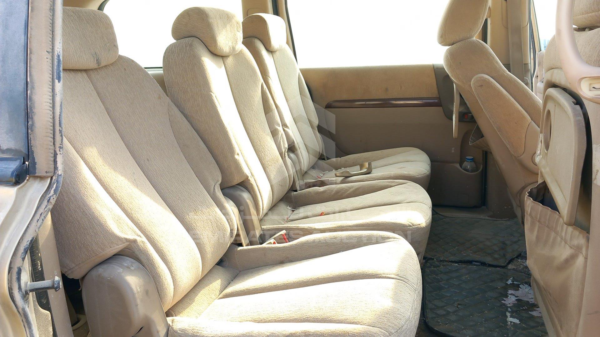 2008 KIA CARNIVAL VIN: KNAMB763986252972