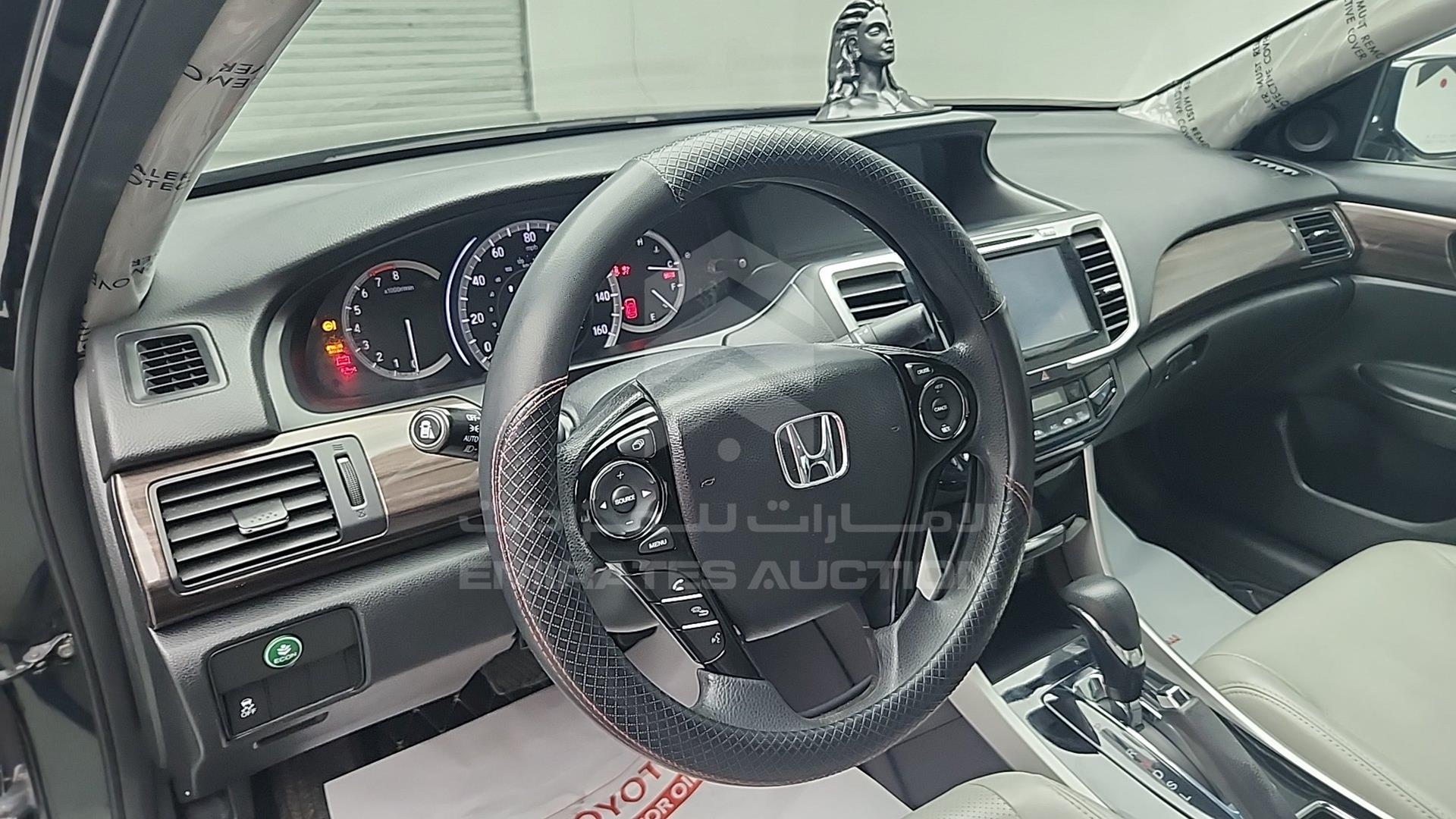 2017 HONDA ACCORD VIN: 1HGCR2F78HA053300