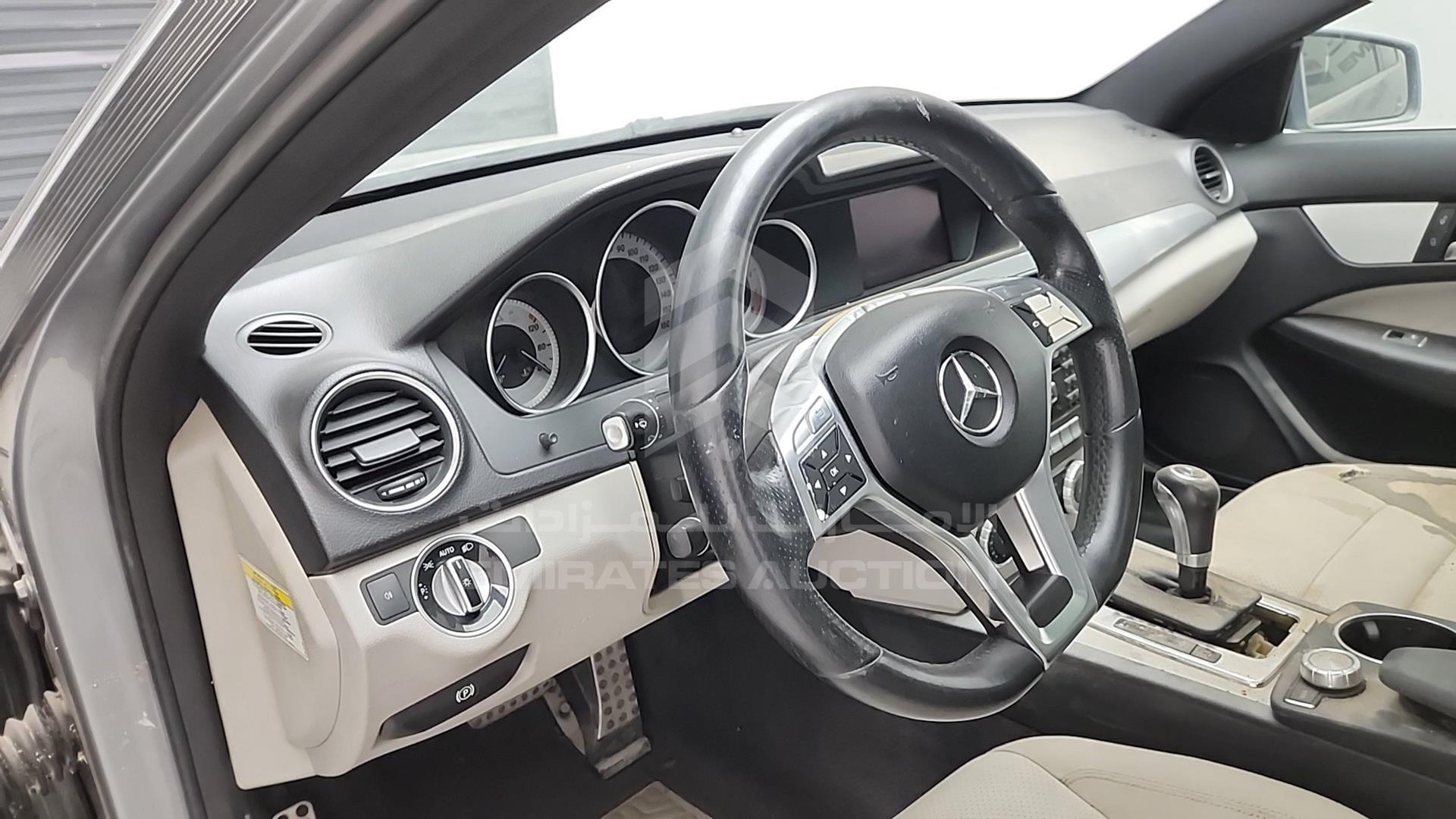 2013 MERCEDES C 250 VIN: WDDGJ4HB9DG054358