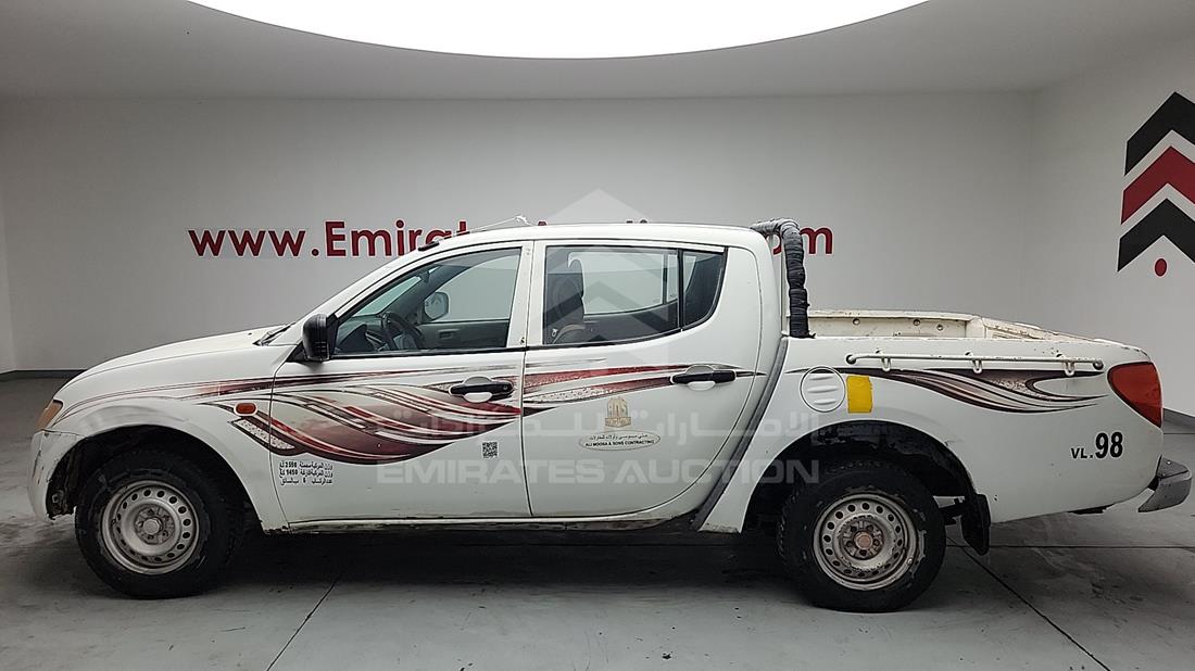 2008 Mitsubishi L 200 — Front Left Angle — Photo 9