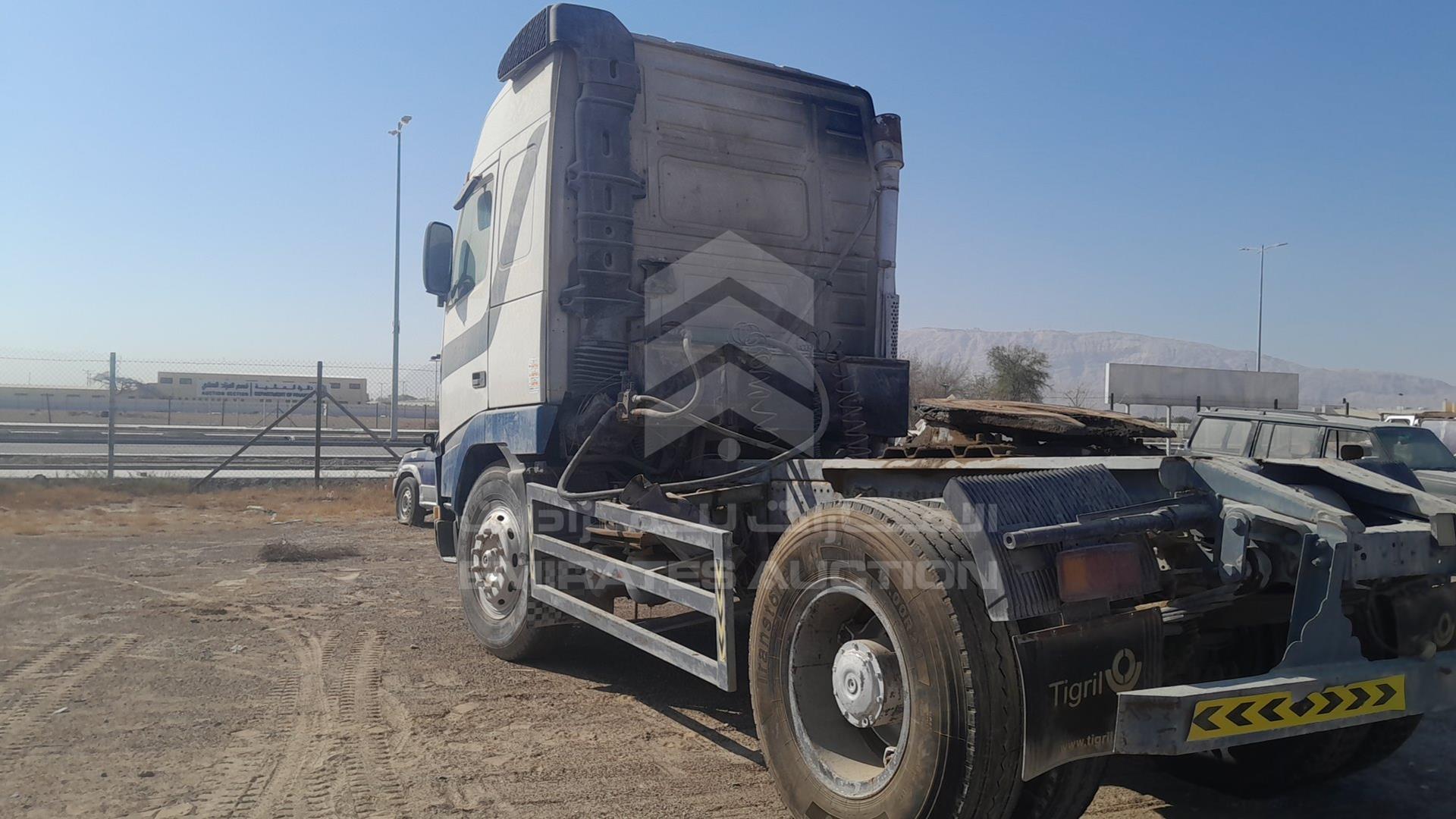 1999 VOLVO FH12 VIN: YV2A4B2A5XB211600