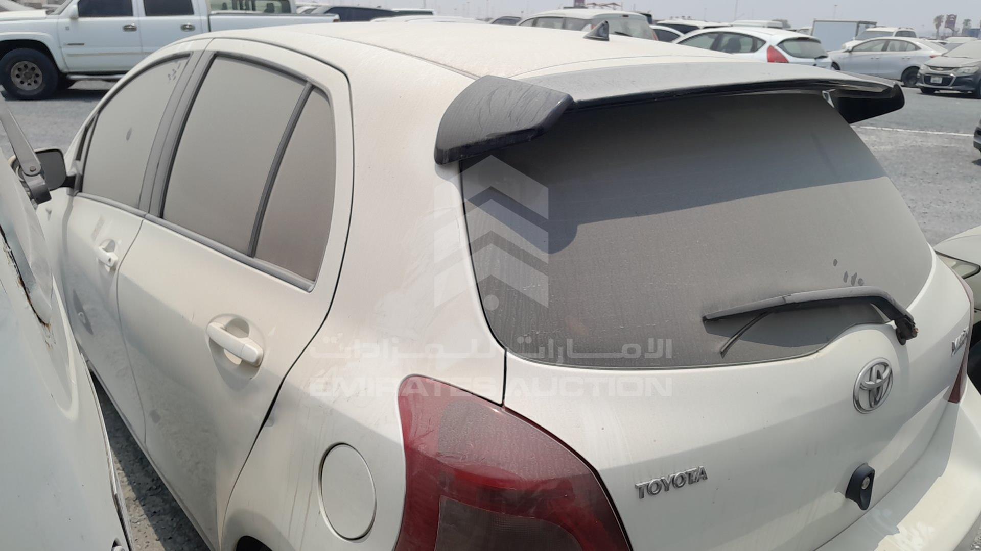 2007 TOYOTA YARIS VIN: JTDKW923775049373
