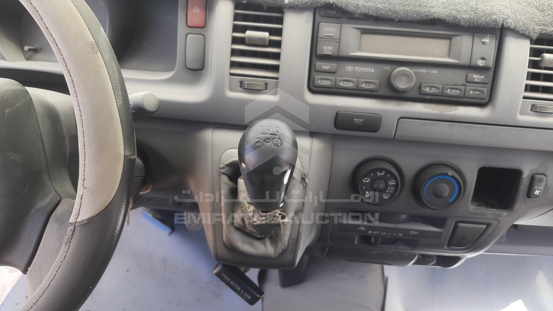 2010 TOYOTA HIACE VIN: JTGJX02P8A0033553