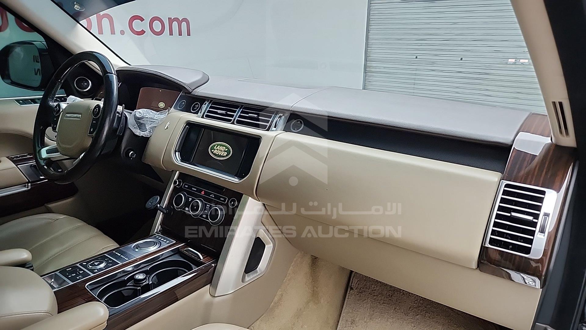 2014 RANGE ROVER VOGUE VIN: SALGA2EF1EA183729