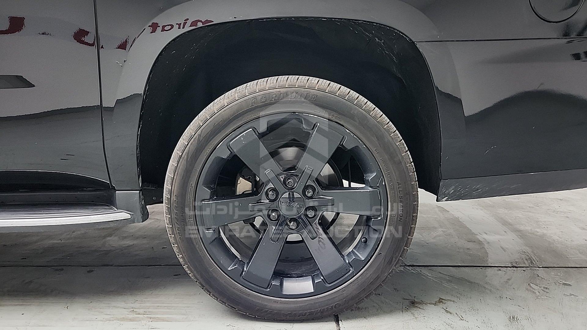 2020 GMC YUKON VIN: 1GKS2GKC4LR273725