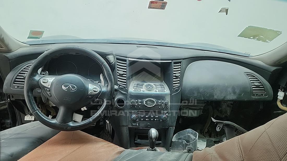 2009 Infiniti FX 50 — Full Dashboard View — Photo 10