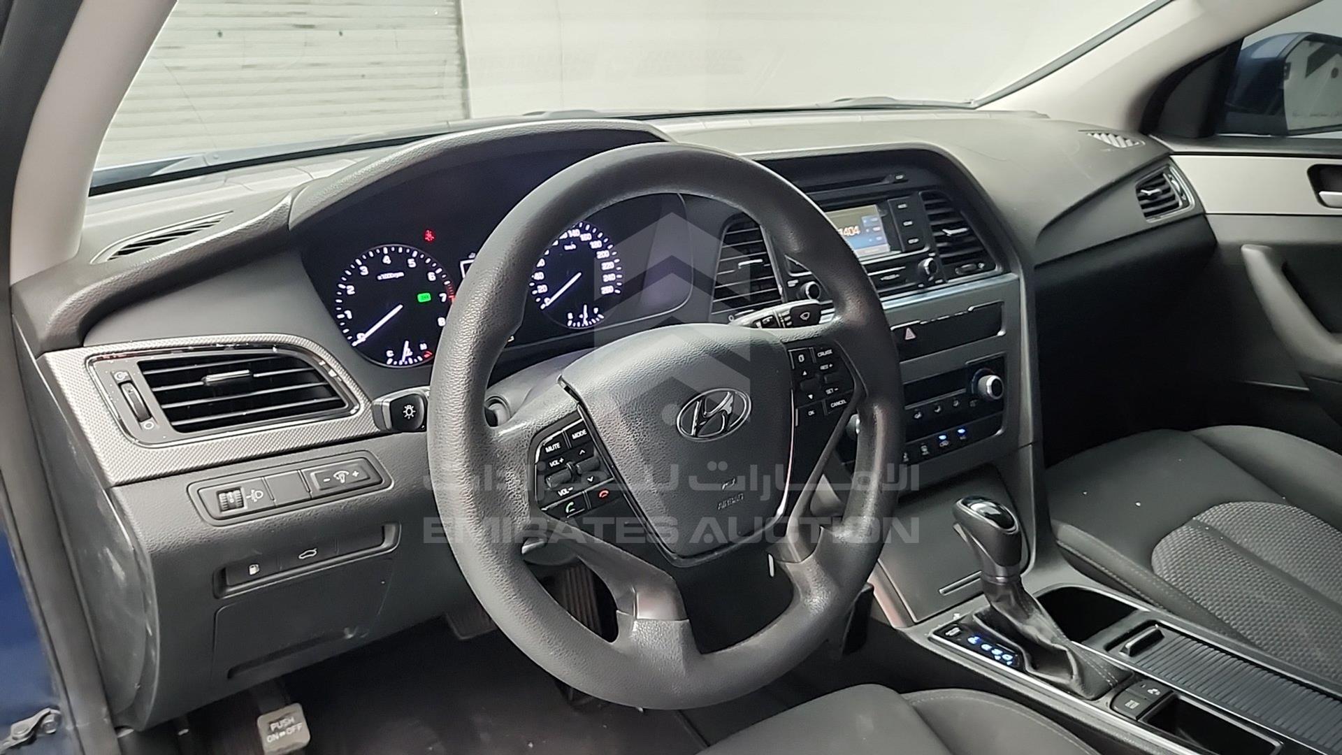 2016 HYUNDAI SONATA VIN: KMHE241G4GA109113