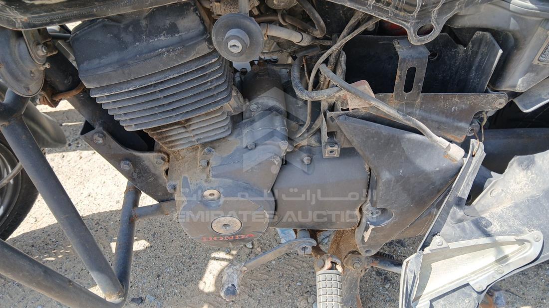 6 Motorbikes — Engine Bay — Photo 35