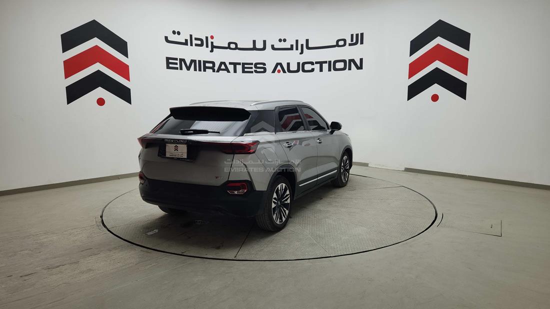 بيستون T77 2026 — الزاوية الخلفية اليمنى — صورة 9