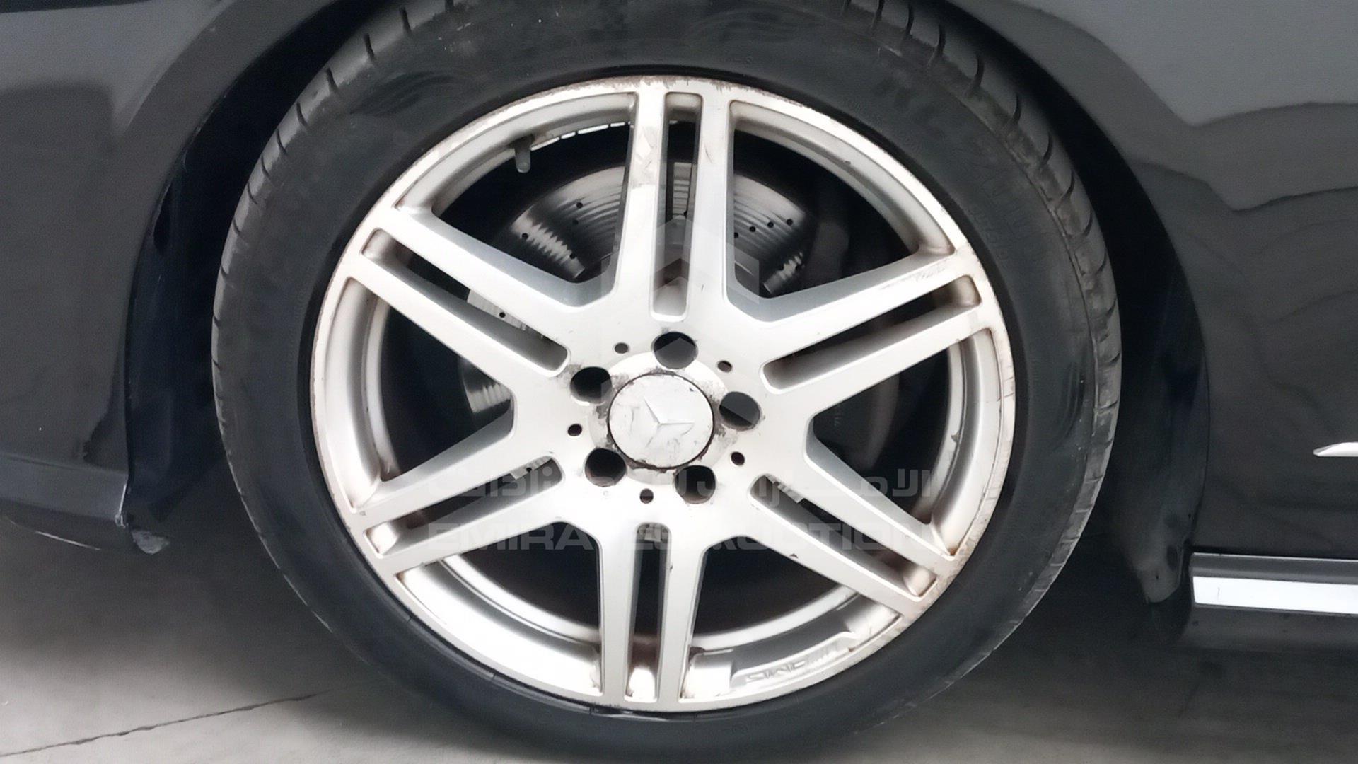 2012 MERCEDES E 300 VIN: WDDHF5EB7CA585768