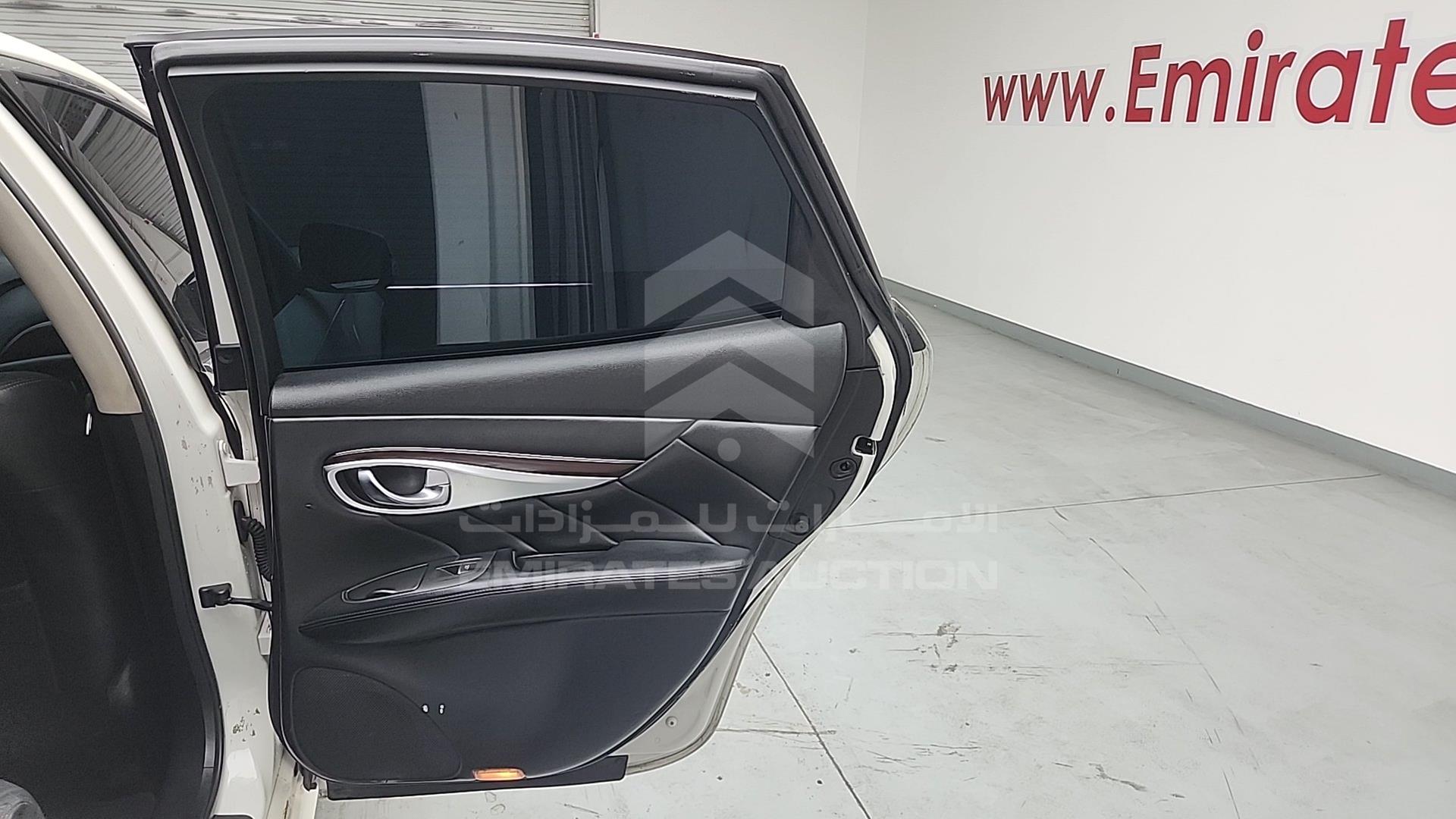 2017 INFINITI Q70 VIN: JNKBY1AP9HM340009