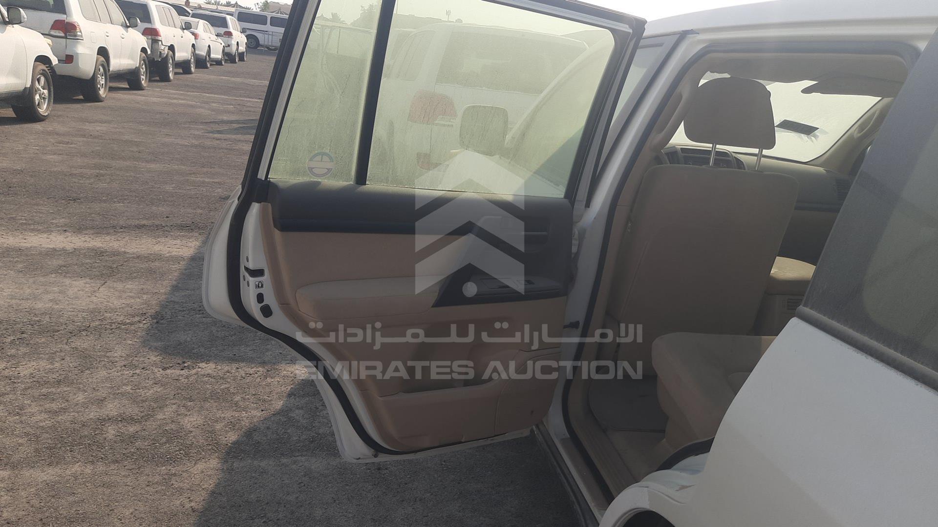 2013 TOYOTA LAND CRUISER VIN: JTMDU09JXD5065724