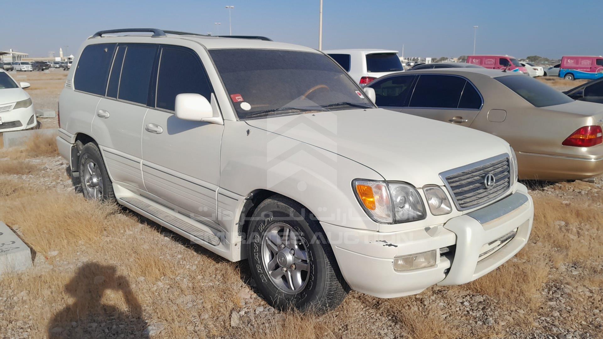 2002 LEXUS LX 470 VIN: JTJHT00W223520942