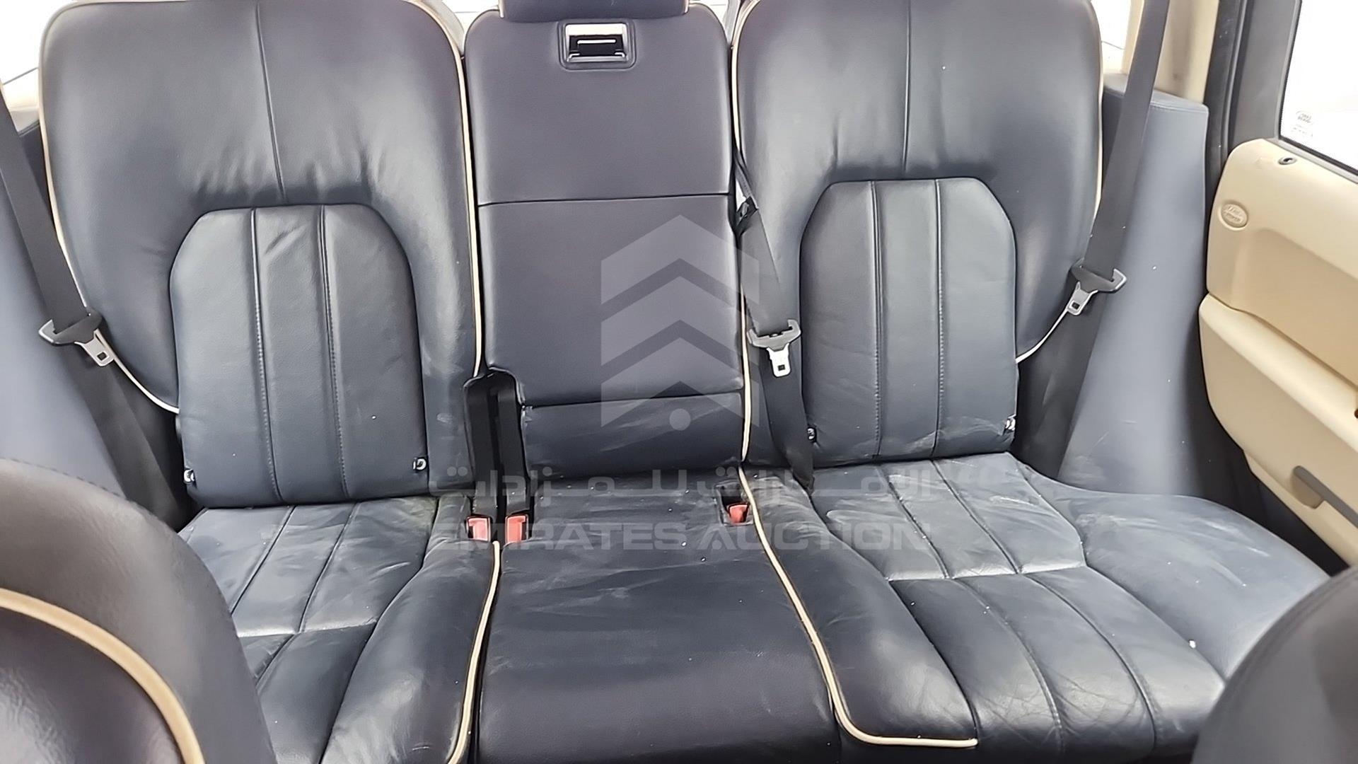 2004 RANGE ROVER HSE VIN: SALLMAMA44A170092
