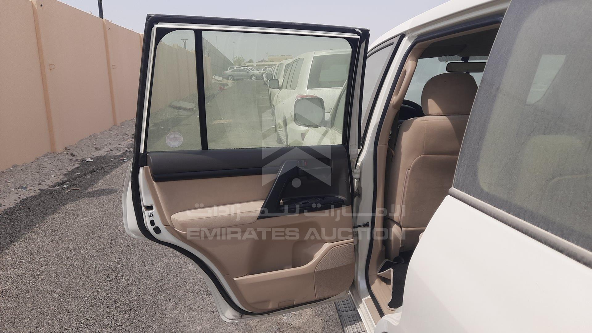 2014 TOYOTA LAND CRUISER VIN: JTMDU09J3E4094988
