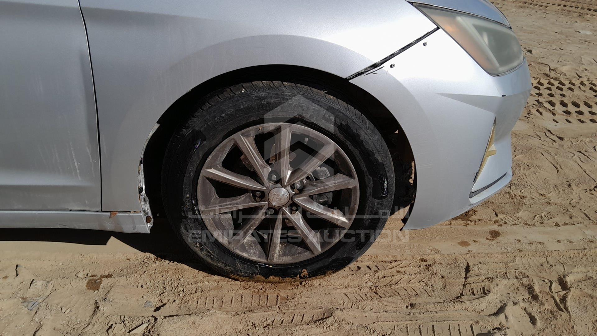 2019 HYUNDAI ELANTRA VIN: KMHD84LF7KU886035