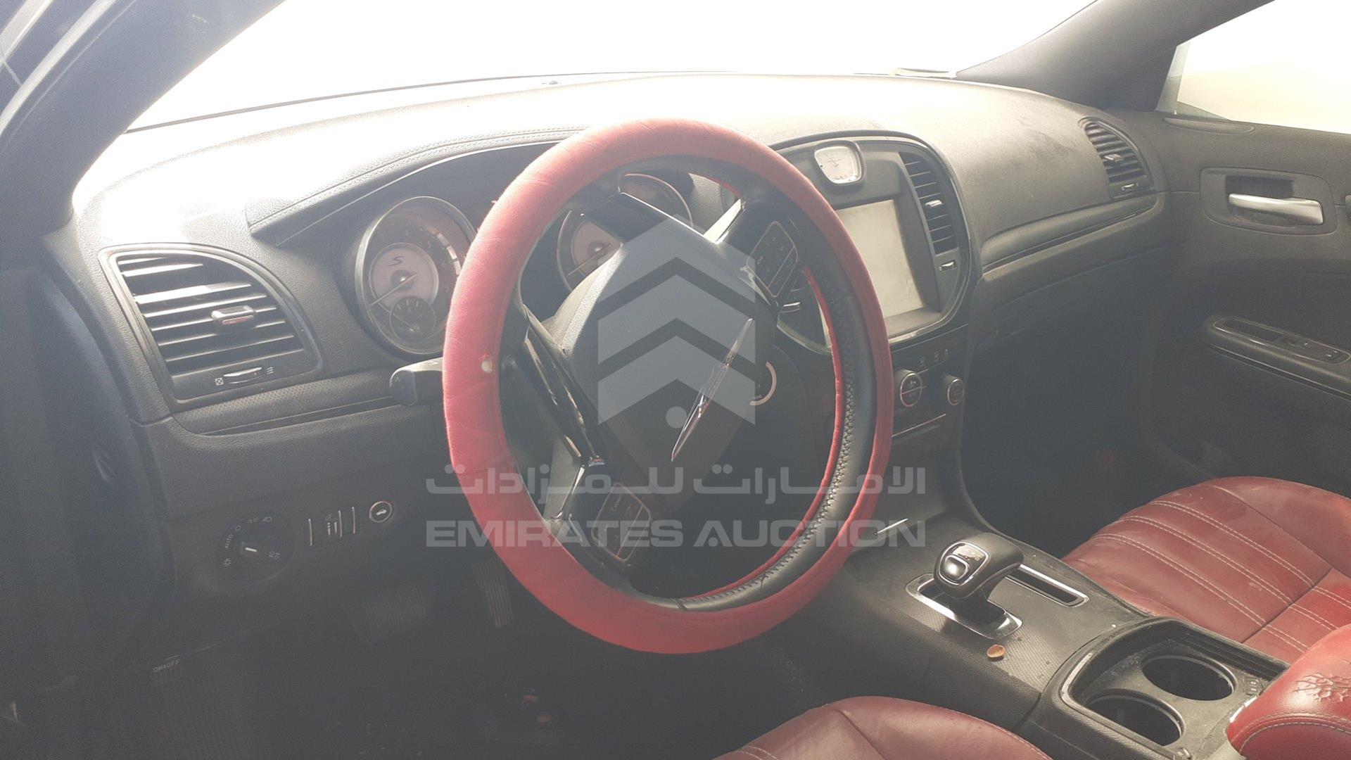 2014 CHRYSLER 300 VIN: 2C3CCAAG1EH264857