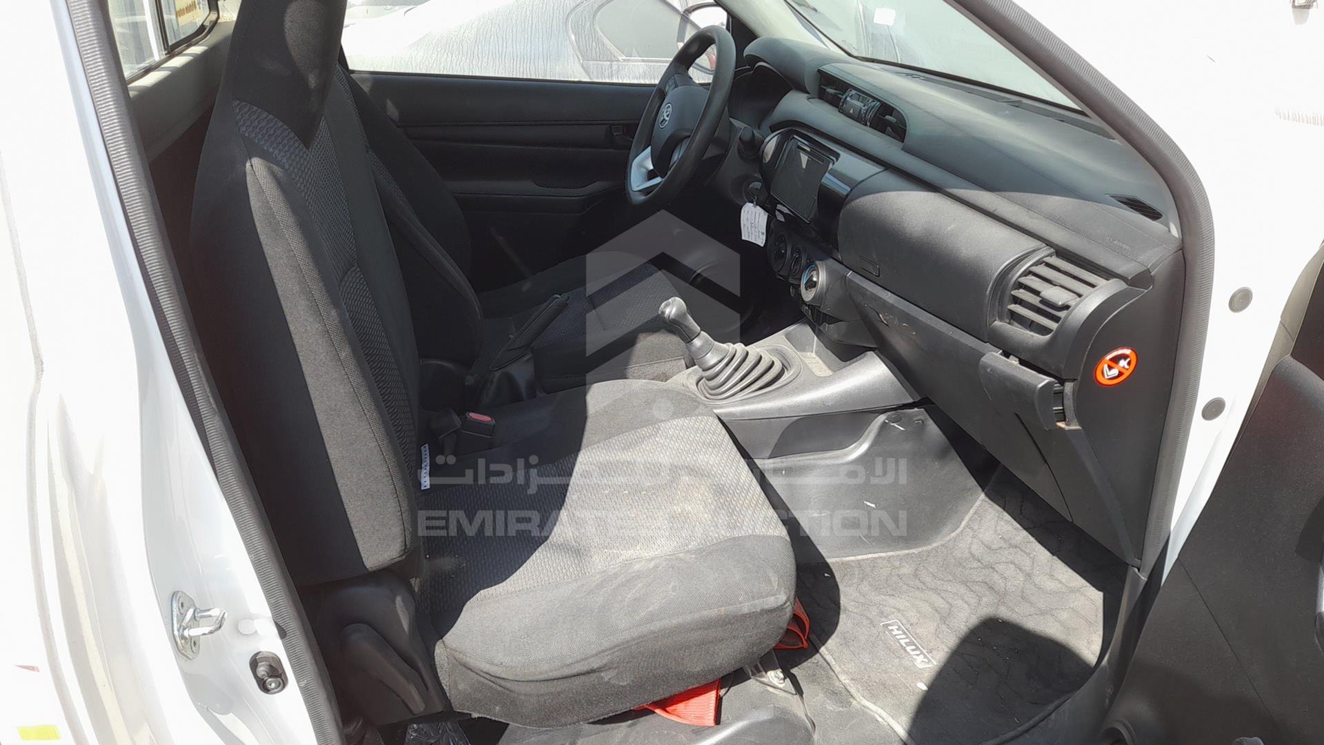 2020 TOYOTA HILUX VIN: MR0CX9CB3L3960489