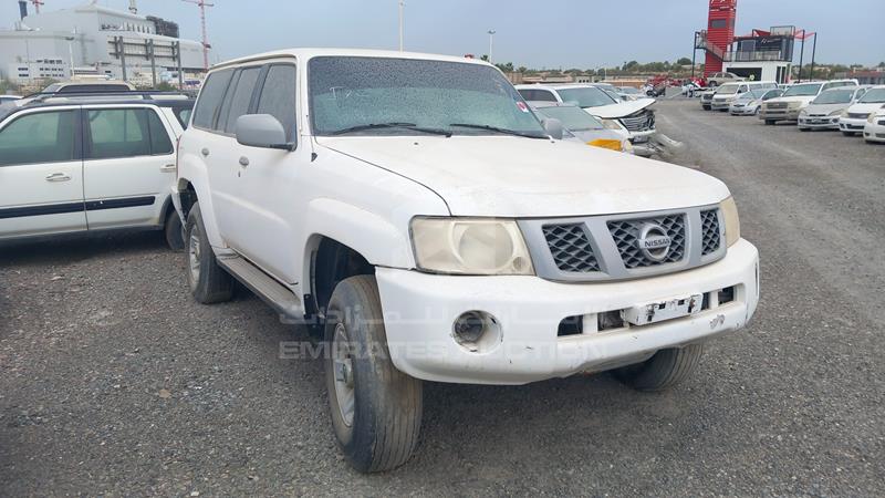 JN8FY15Y48X562059 Auction: EmiratesAuction Lot: 414843 JN8FY15Y48X562059 Nissan Patrol 2008 WHITE Photo 10