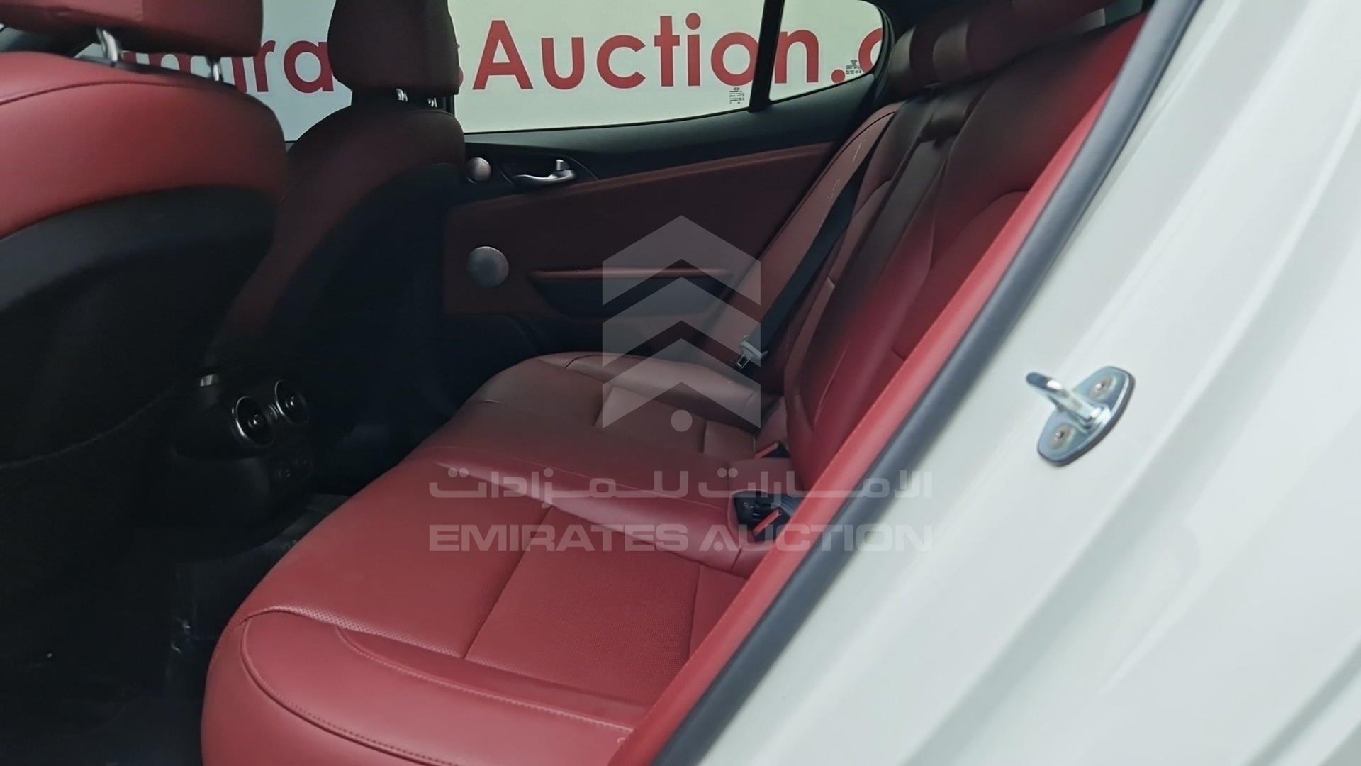 2020 KIA STINGER VIN: KNAE351A7L6071549