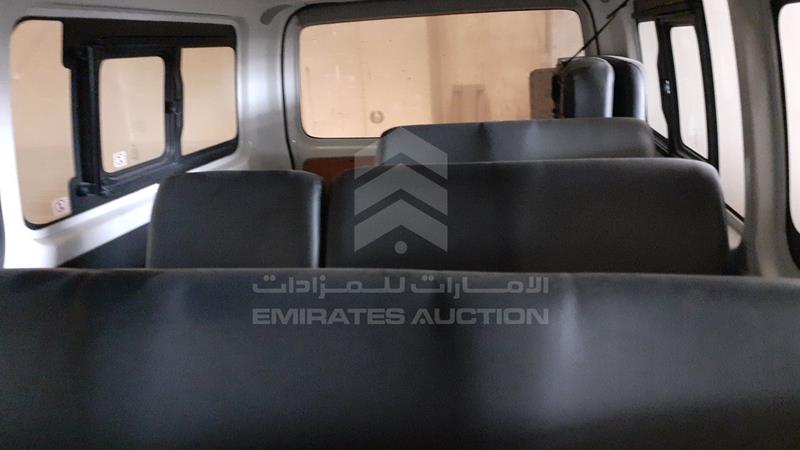 JTGJX02P1E0061717 Auction: EmiratesAuction Lot: 409501 JTGJX02P1E0061717 Toyota Hiace 2014 WHITE Photo 18