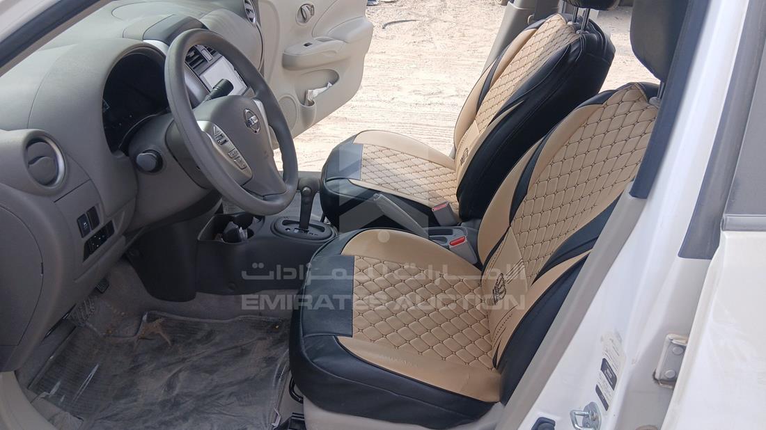 نيسان صني 2025 — زاوية السائق الأمامية اليسرى — صورة 13