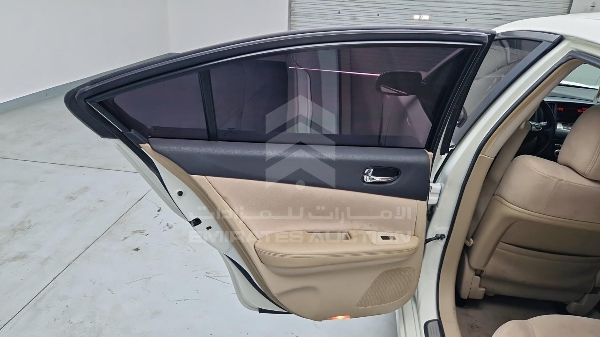 2014 NISSAN MAXIMA VIN: 1N4AA5AP2EC468835