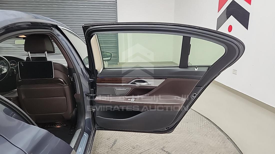 2016 BMW 740 LI — Rear Right Door — Photo 33