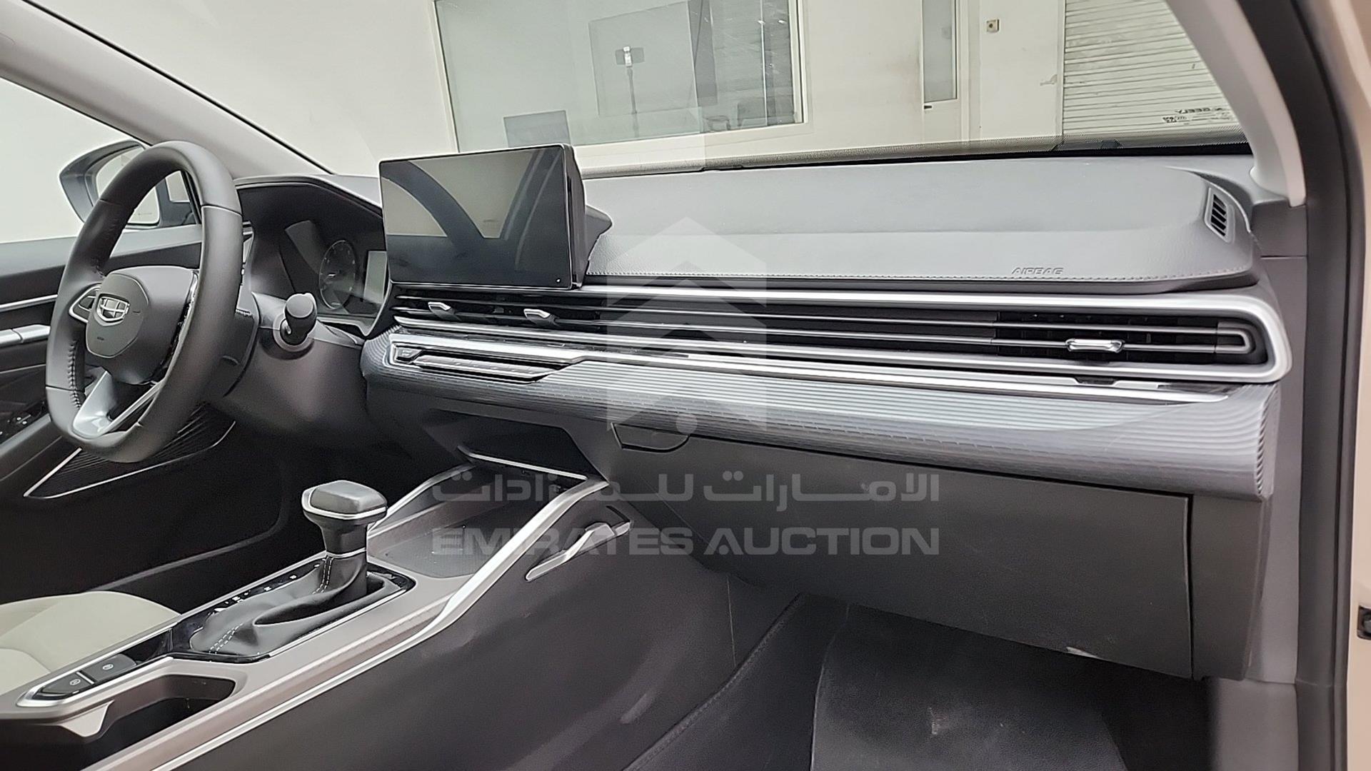 2024 GEELY EMGRAND VIN: LB3F31S23RG015091