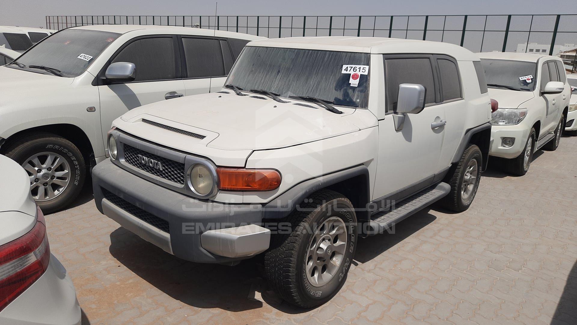2013 TOYOTA FJ CRUISER VIN: JTEBU11FXDK171639
