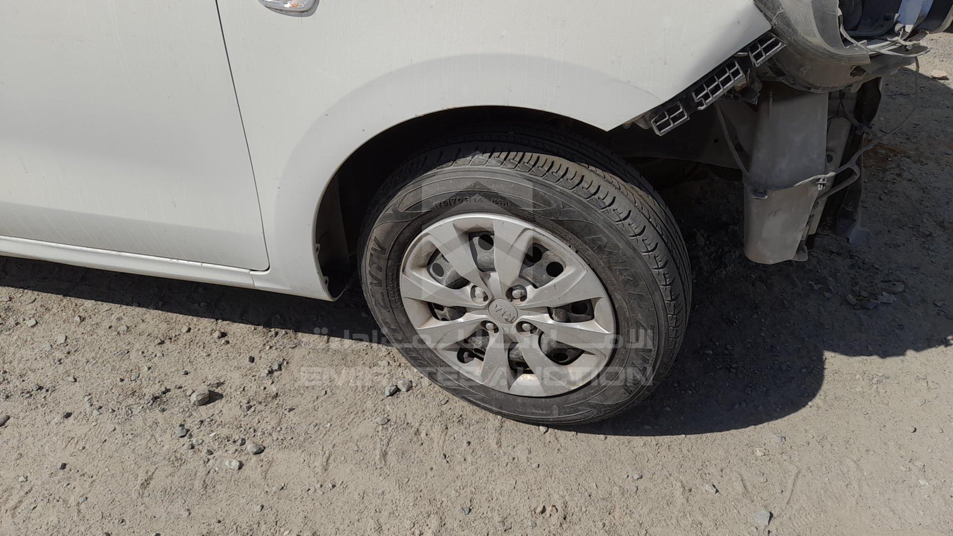 2020 KIA PEGAS VIN: LJD0AA295L0116408