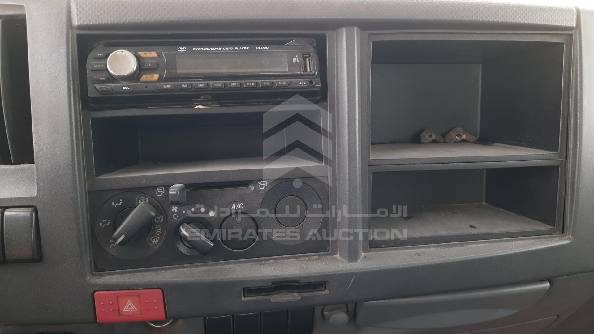2014 ISUZU REWARD NP VIN: JAAKP34H9E7P03107
