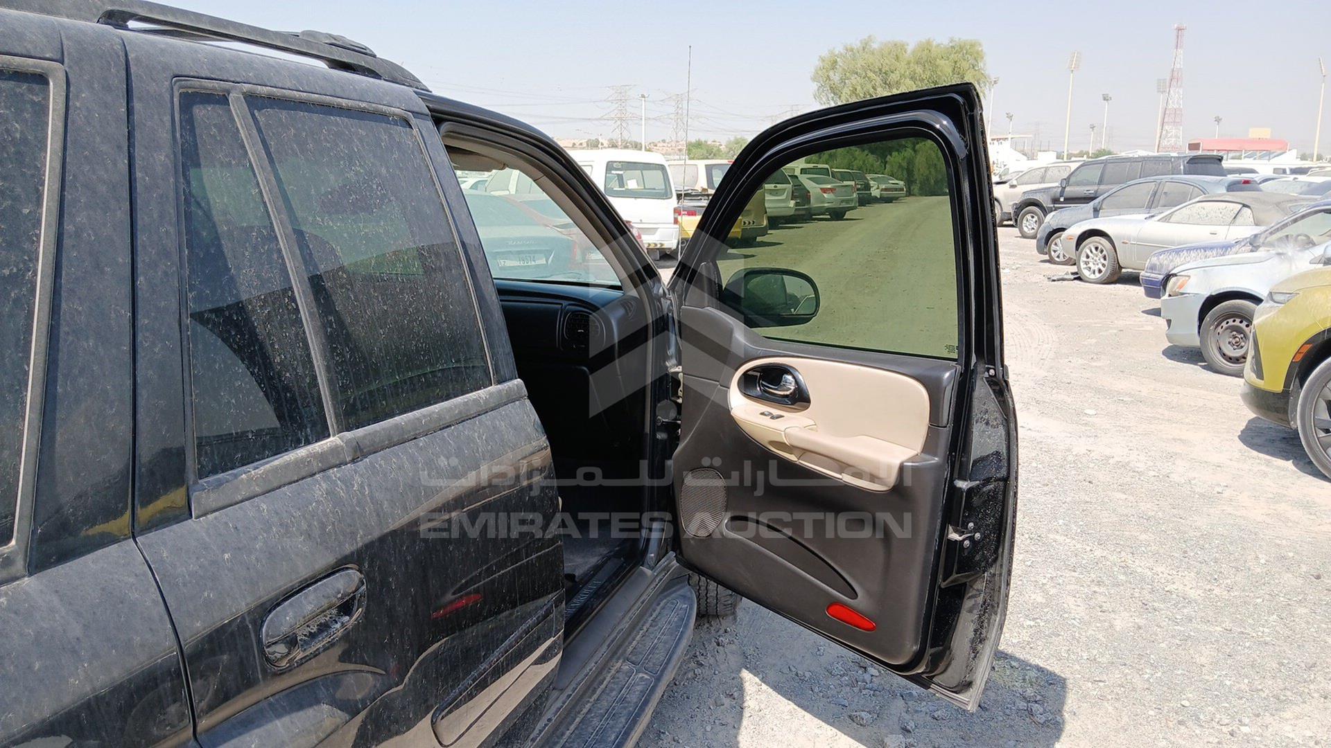 2005 CHEVROLET TRAILBLAZER VIN: 1GNDT13S252211179