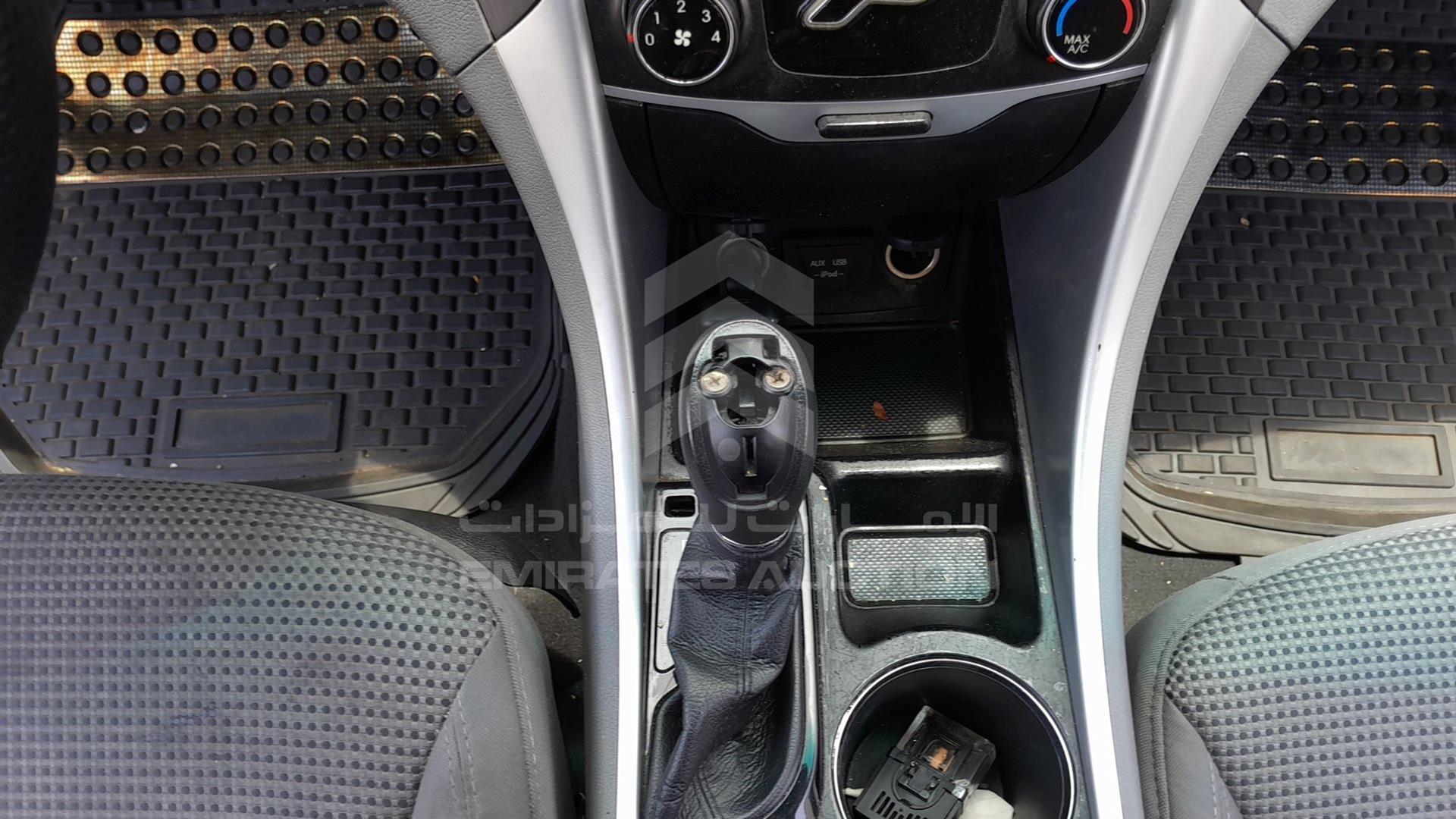 2011 HYUNDAI SONATA VIN: 5NPEB4AC1BH007724