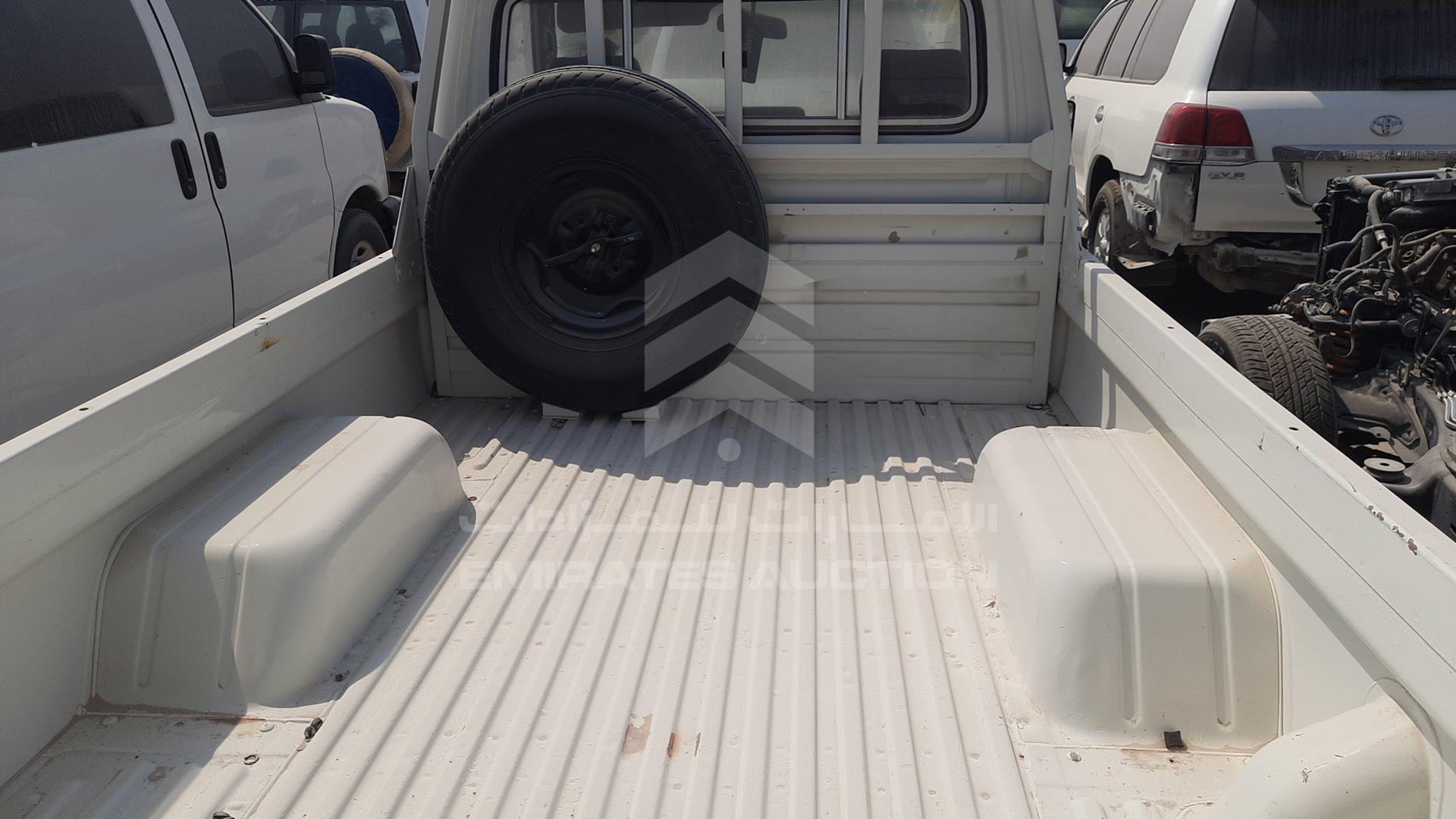 0 TOYOTA LAND CRUISER PICKUP VIN: FZJ750021291